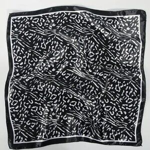 SCARF in Black OR Navy print